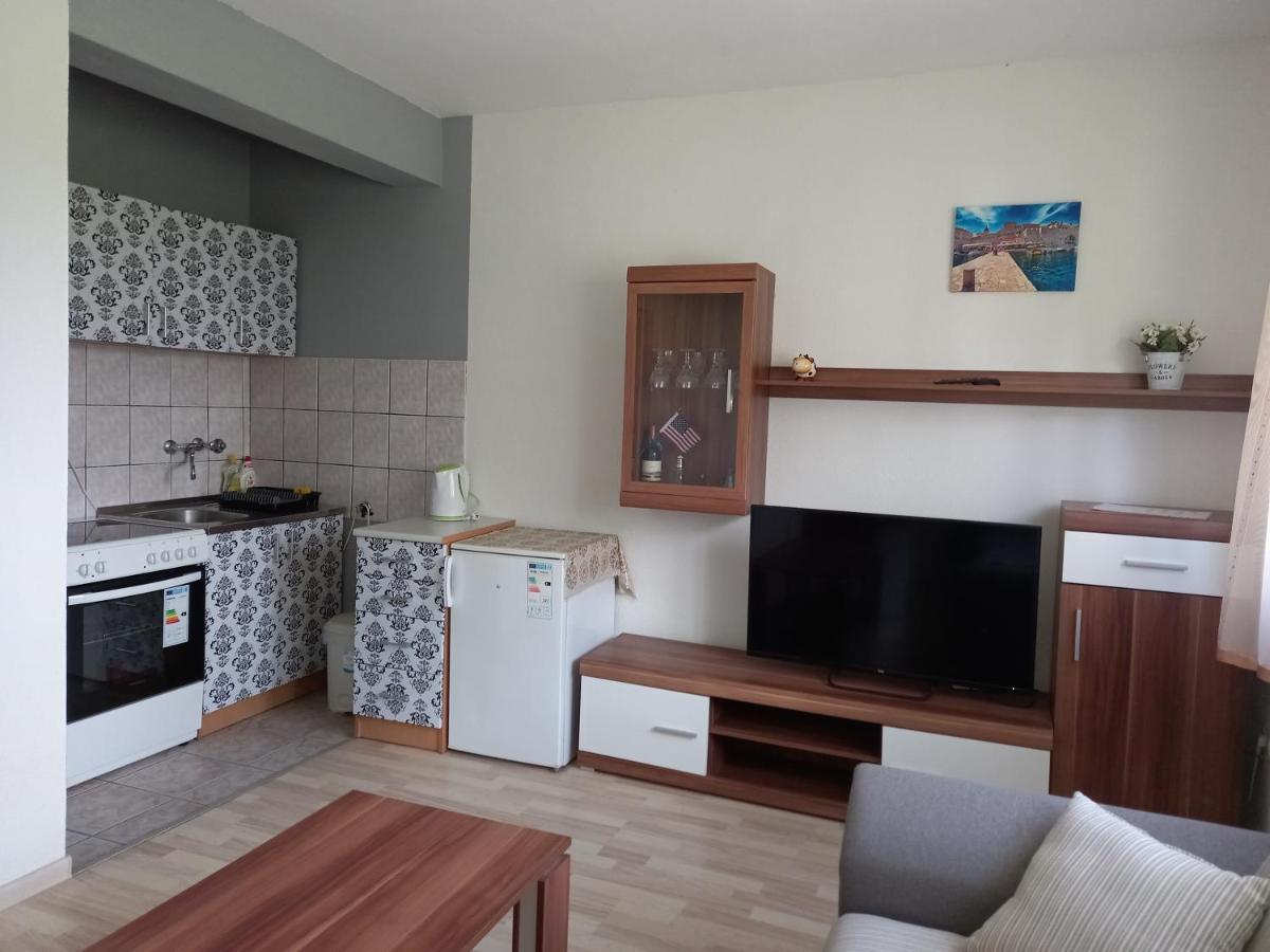 Апартаменты Apartman Filip Смолянац Экстерьер фото
